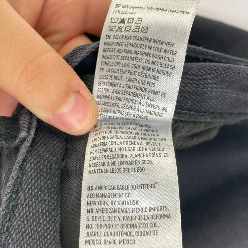 American Eagle Low Rise Skater Black Denim Jeans size 10 Short - Picture 9 of 15
